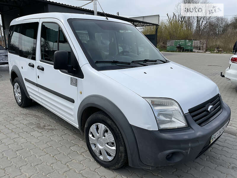 Мінівен Ford Transit Connect 2010 в 