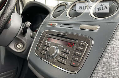 Мінівен Ford Transit Connect 2010 в 