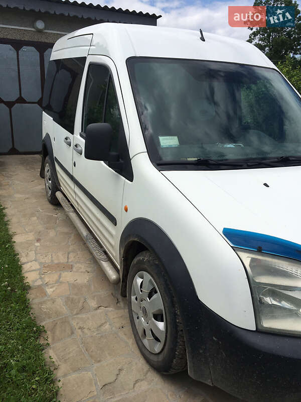 Минивэн Ford Transit Connect 2005 в Надворной
