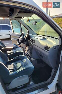 Мінівен Ford Transit Connect 2004 в Києві