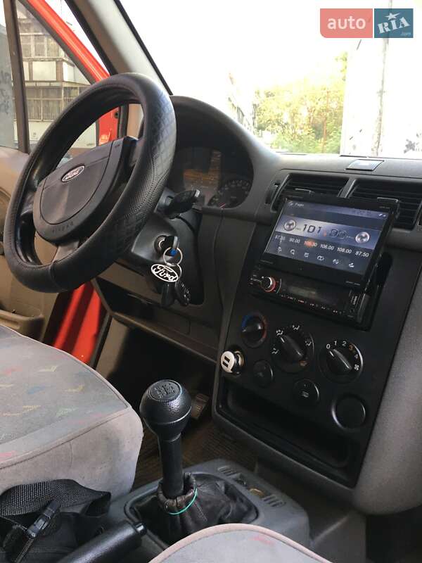 Минивэн Ford Transit Connect 2004 в Одессе