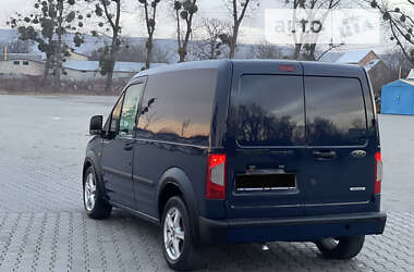 Вантажний фургон Ford Transit Connect 2011 в Чернівцях