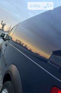 Вантажний фургон Ford Transit Connect 2011 в Чернівцях
