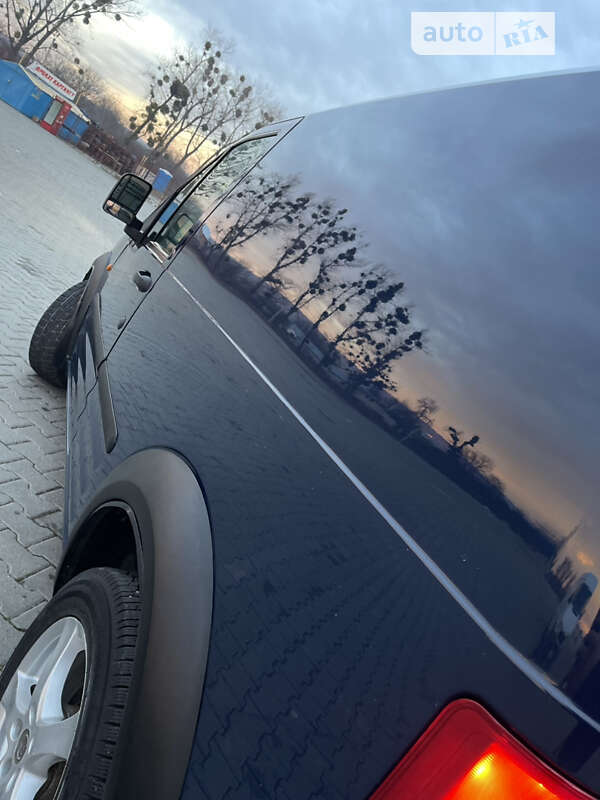 Вантажний фургон Ford Transit Connect 2011 в Чернівцях