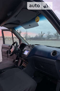 Вантажний фургон Ford Transit Connect 2011 в Чернівцях