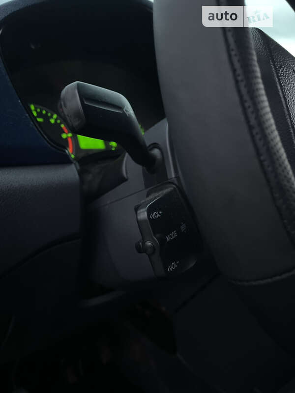 Вантажний фургон Ford Transit Connect 2011 в Чернівцях