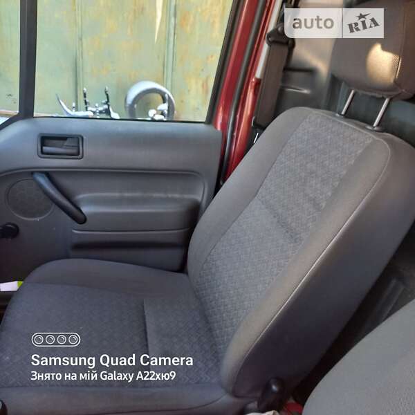 Вантажний фургон Ford Transit Connect 2003 в Івано-Франківську