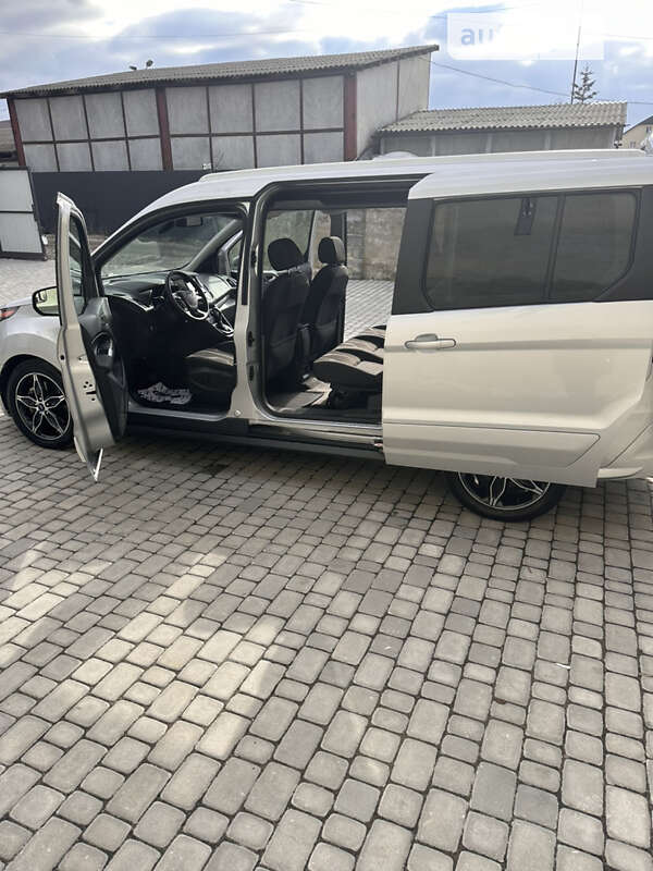 Мінівен Ford Transit Connect 2017 в Івано-Франківську фото 18 Мінівен Ford Transit Connect 2017 в Івано-Франківську