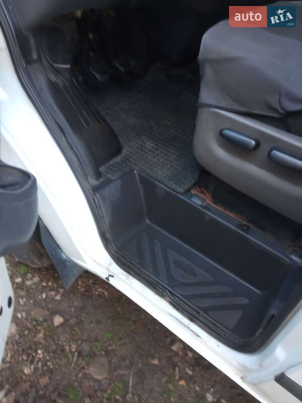 Мінівен Ford Transit Connect 2004 в Мостиській
