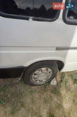 Минивэн Ford Transit Connect 2002 в Львове