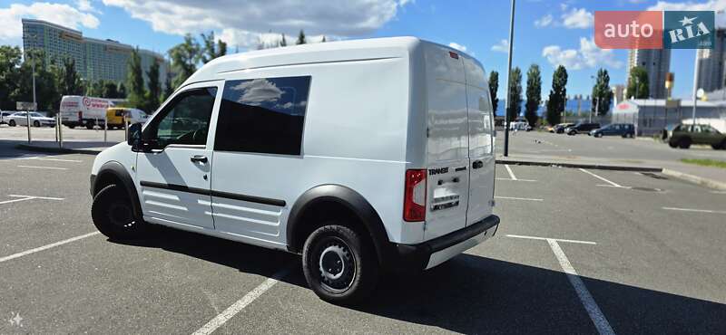 Мінівен Ford Transit Connect 2010 в Києві