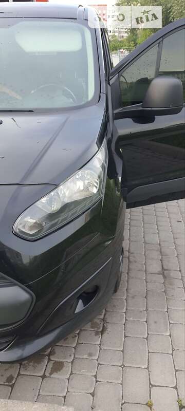 Вантажний фургон Ford Transit Connect 2015 в Львові
