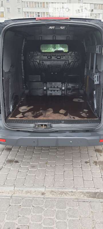 Вантажний фургон Ford Transit Connect 2015 в Львові