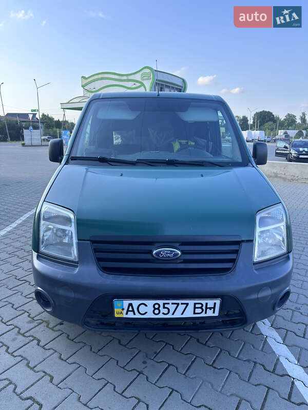 Минивэн Ford Transit Connect 2010 в Нововолынске