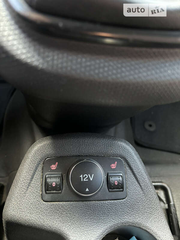 Грузовой фургон Ford Transit Connect 2015 в Ровно фото 9 Грузовой фургон Ford Transit Connect 2015 в Ровно