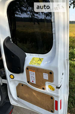 Грузовой фургон Ford Transit Connect 2015 в 