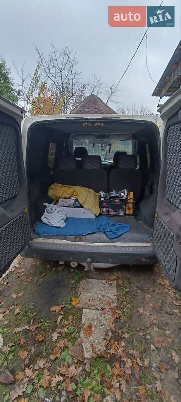 Мінівен Ford Transit Connect 2005 в Новояворівську