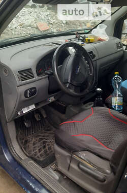 Мінівен Ford Transit Connect 2003 в 