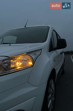 Минивэн Ford Transit Connect 2015 в 