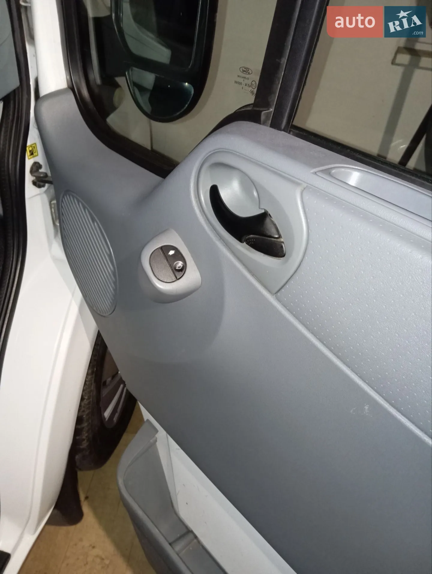 2012 Ford Transit Connect - мініатюра 26
