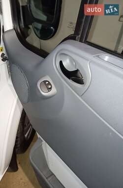 Минивэн Ford Transit Connect 2012 в 