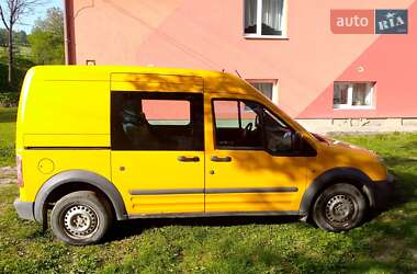 Минивэн Ford Transit Connect 2002 в Нижних Воротах