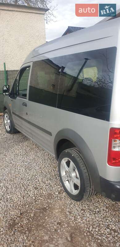 Мінівен Ford Transit Connect 2005 в Ужгороді