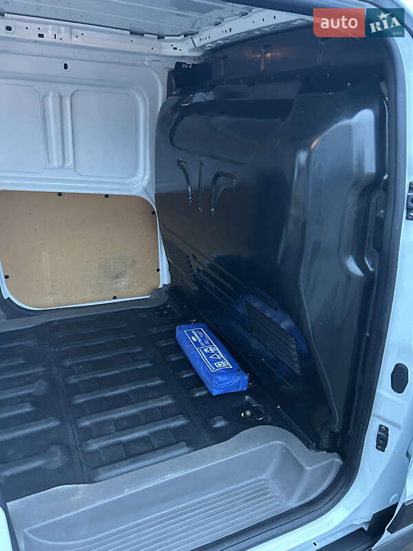 Вантажний фургон Ford Transit Connect 2020 в Ніжині