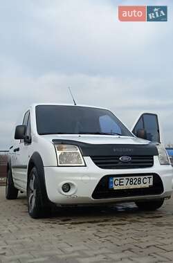 Грузовой фургон Ford Transit Connect 2012 в Вижнице