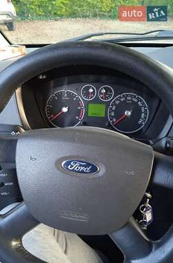 Минивэн Ford Transit Connect 2010 в Корюковке
