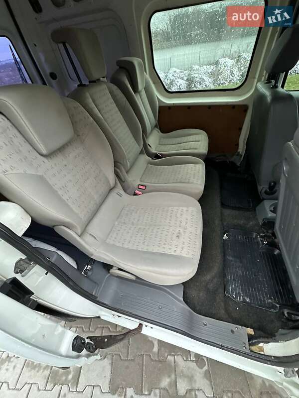 Минивэн Ford Transit Connect 2006 в Шумске