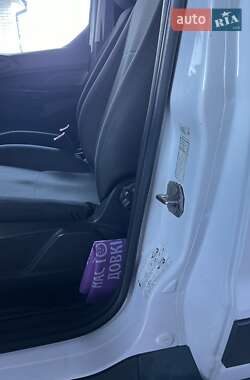 Грузовой фургон Ford Transit Connect 2013 в 
