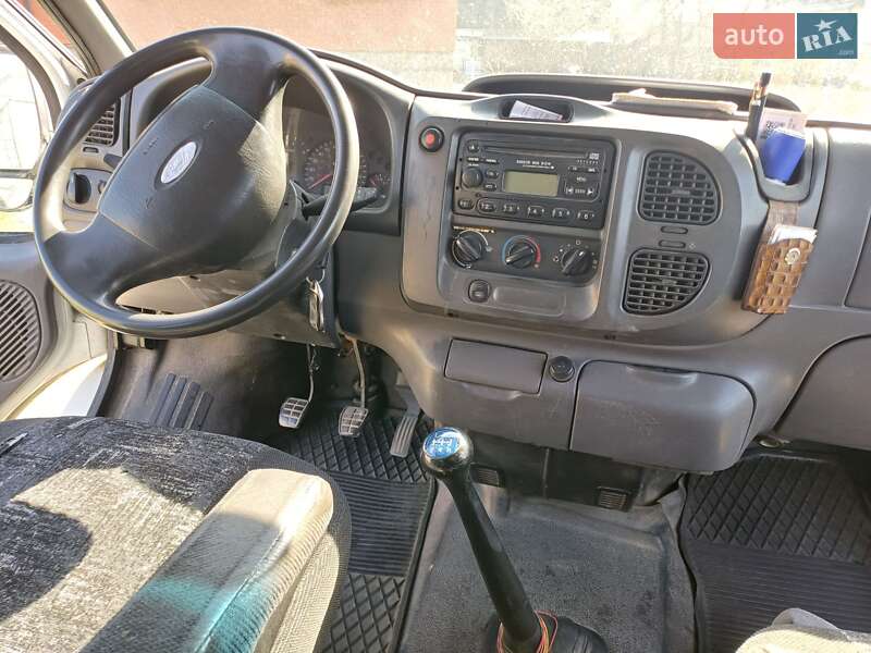 Мінівен Ford Transit Connect 2003 в Луцьку