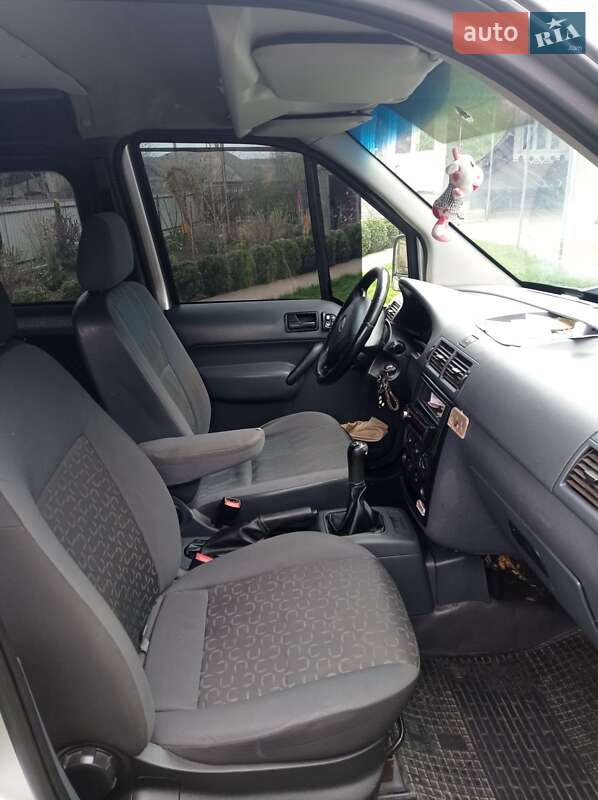 Мінівен Ford Transit Connect 2007 в Кельменцях