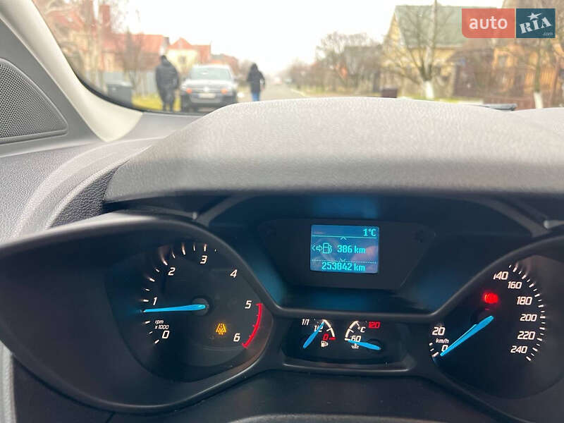 Вантажний фургон Ford Transit Connect 2015 в Луцьку