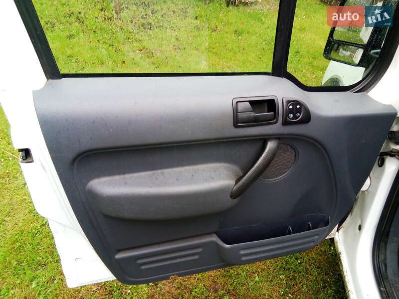Мінівен Ford Transit Connect 2006 в Костопілі