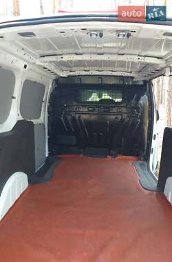 Вантажний фургон Ford Transit Connect 2015 в 