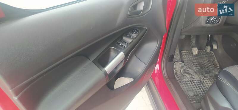 Минивэн Ford Transit Connect 2015 в Городке