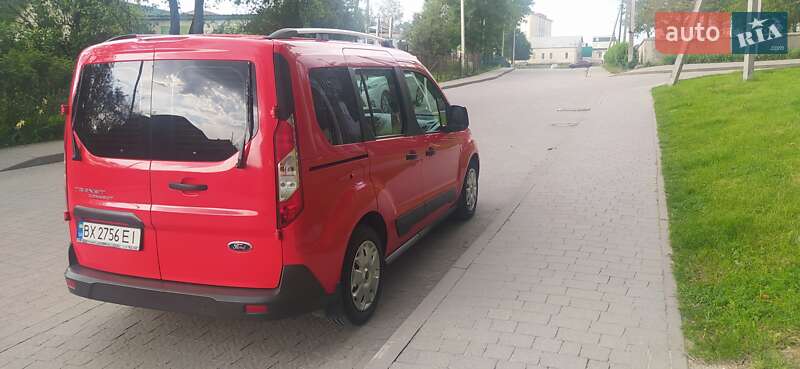 Минивэн Ford Transit Connect 2015 в Городке