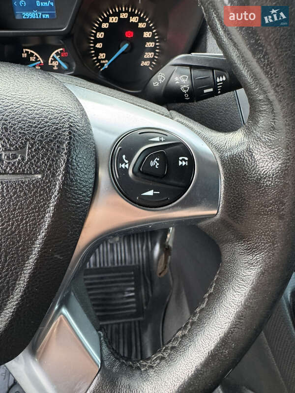 Грузовой фургон Ford Transit Connect 2017 в Полтаве