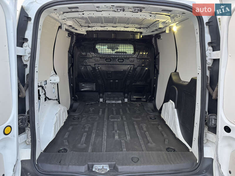 Грузовой фургон Ford Transit Connect 2017 в Полтаве