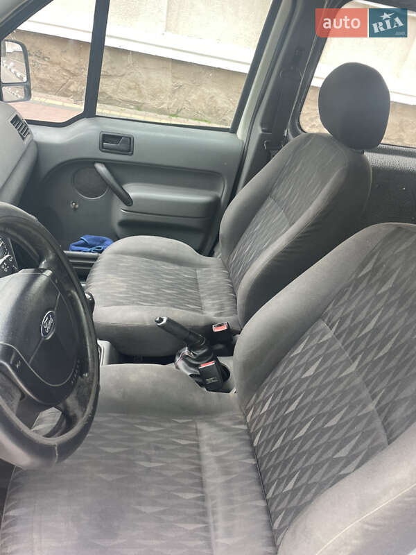 Мінівен Ford Transit Connect 2004 в Стрию