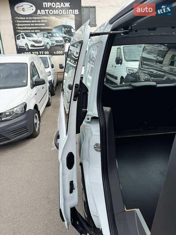 Грузовой фургон Ford Transit Connect 2020 в Луцке