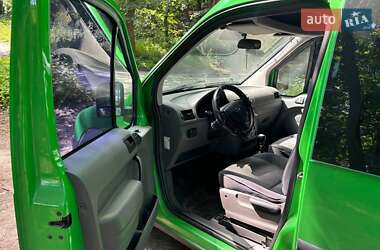 Мінівен Ford Transit Connect 2004 в 