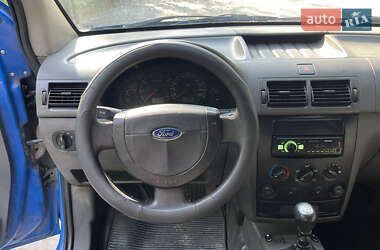 Грузопассажирский фургон Ford Transit Connect 2003 в 