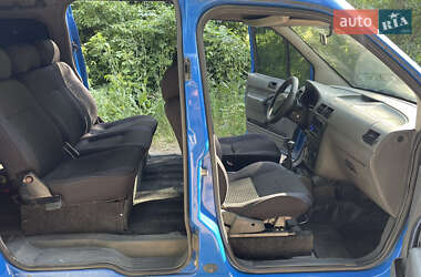 Грузопассажирский фургон Ford Transit Connect 2003 в 