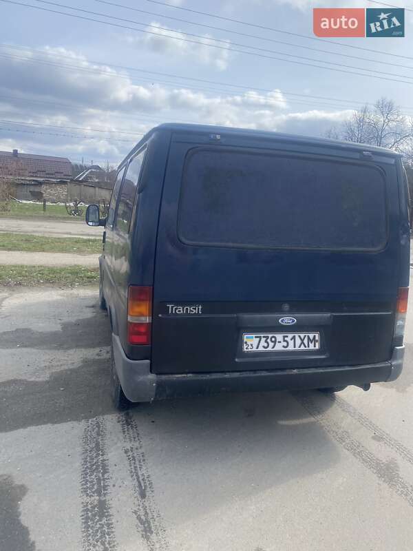 Вантажний фургон Ford Transit Connect 2002 в Ізяславі