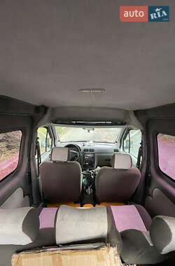 Мінівен Ford Transit Connect 2005 в 