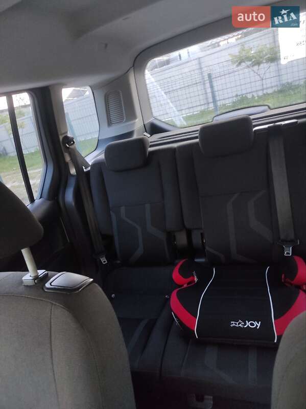 Мінівен Ford Transit Connect 2013 в Славуті