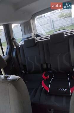 Мінівен Ford Transit Connect 2013 в 